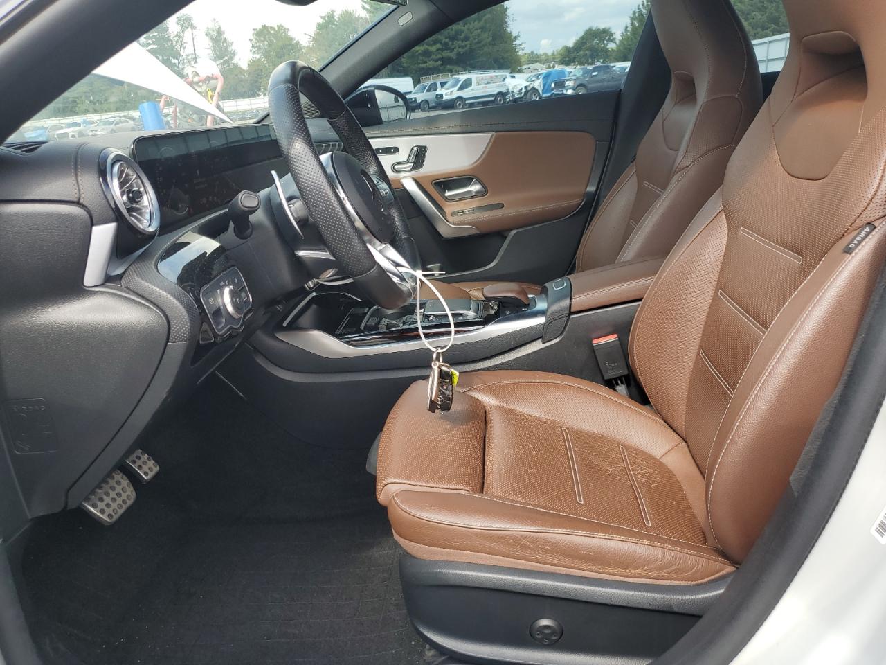 Mercedes-Benz Cla-class Amg 35 4matic Image 12