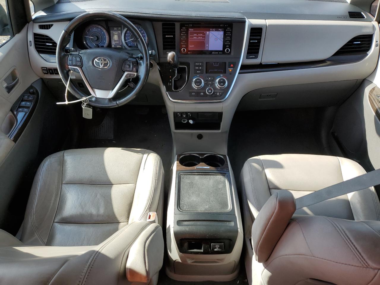 Toyota Sienna Xle Image 13