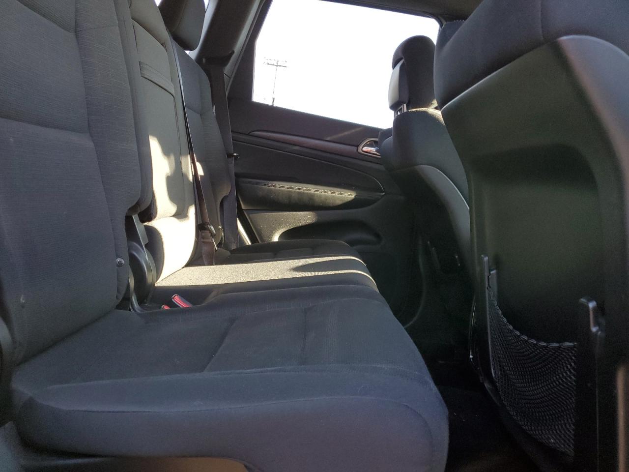 Jeep Grand Cherokee Laredo Image 8