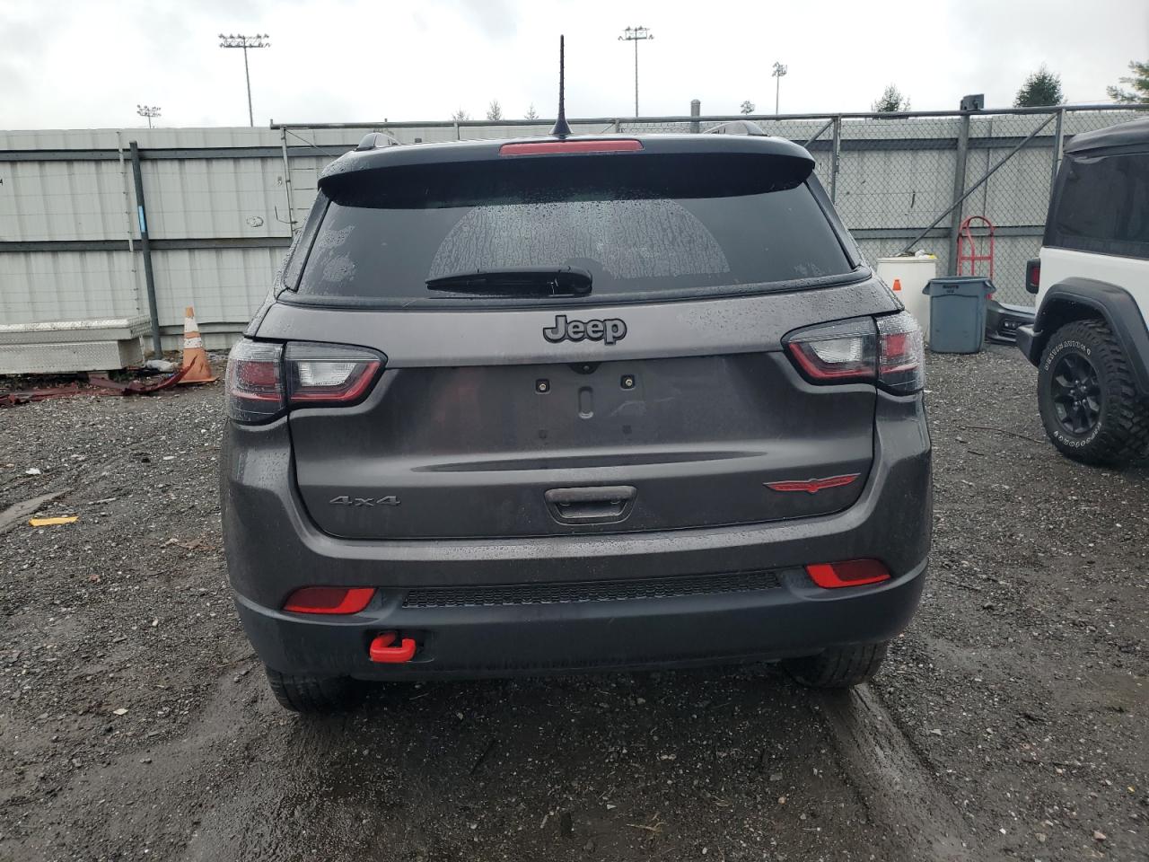 Jeep Compass Trailhawk Image 9