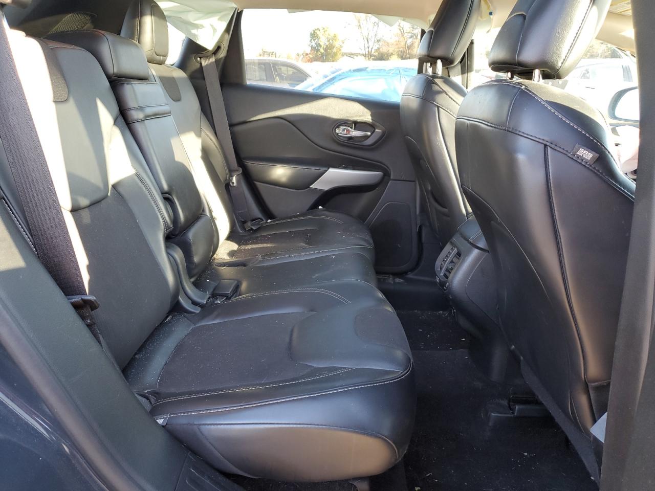 Jeep Grand Cherokee Latitude Plus Image 10