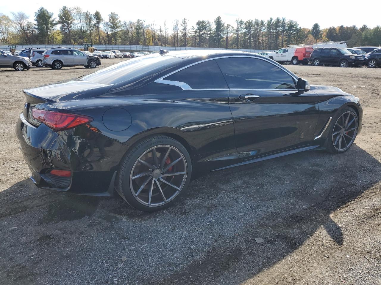 INFINITI Q60 Red Sport 400 Image 3