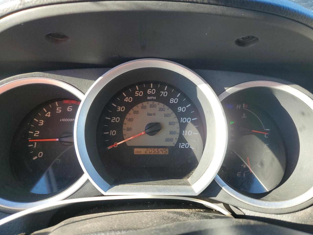 Toyota Tacoma Double Cab Image 13