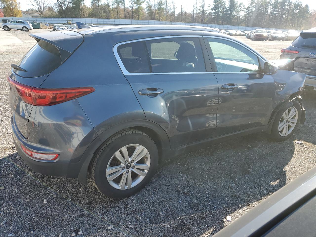 Kia Sportage Lx Image 4