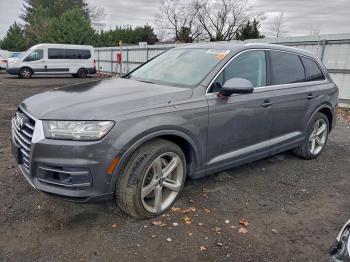  Salvage Audi Q7