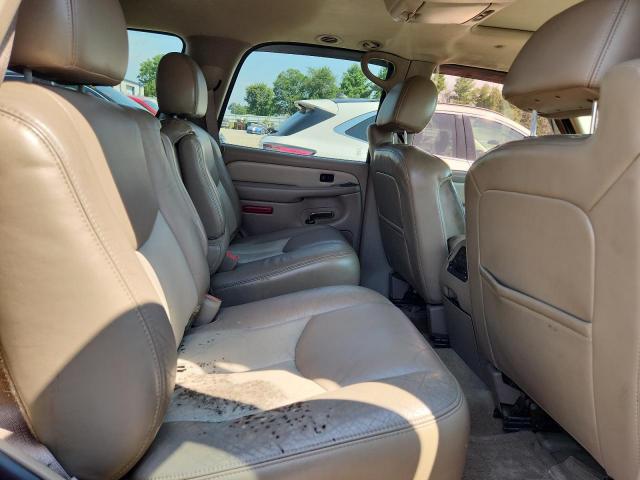 GMC Yukon Denali Image 7