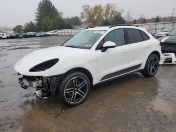  Salvage Porsche Macan