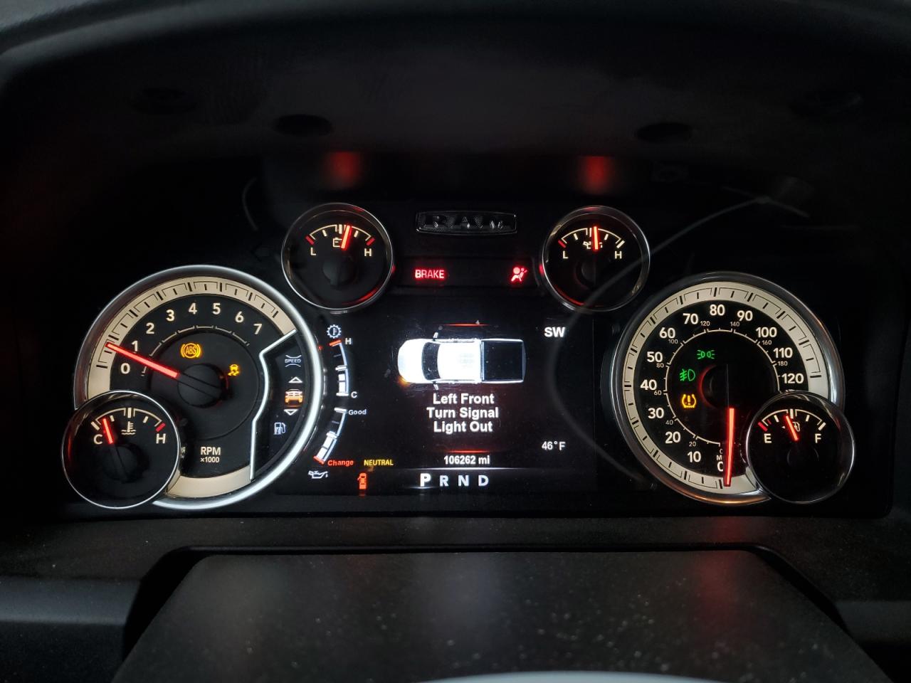 Ram 1500 Slt Image 6