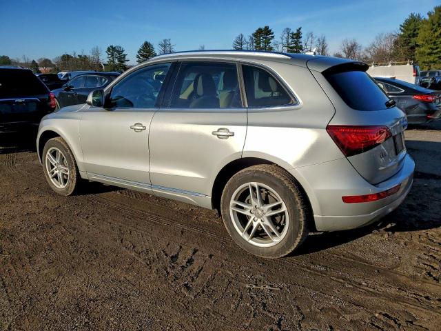 Audi Q5 Premium Plus Image 2