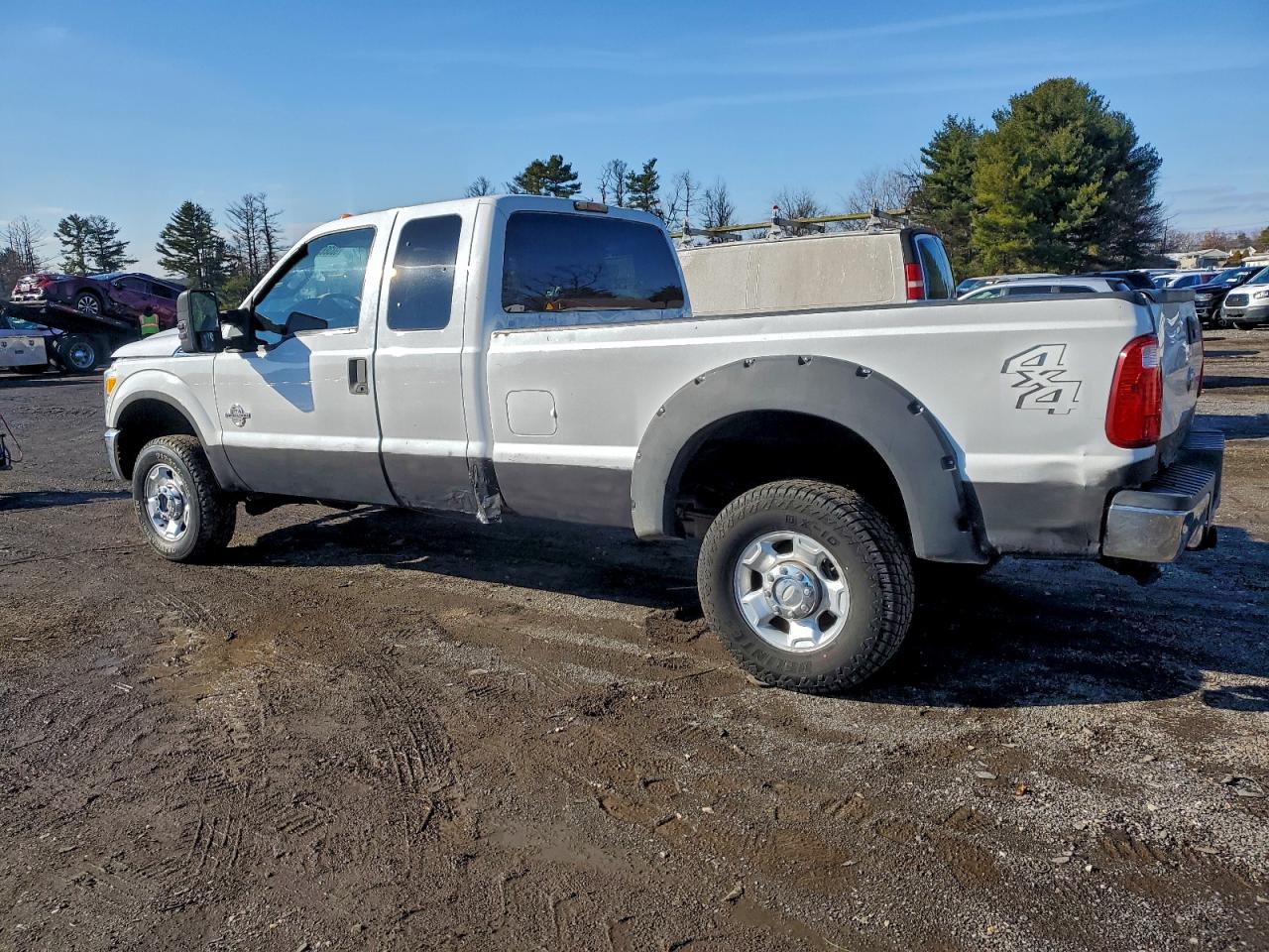 Ford F-350 Super Duty Image 3