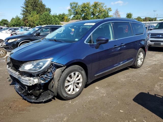  Salvage Chrysler Pacifica