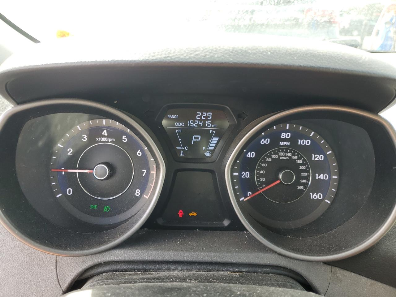 Hyundai ELANTRA Gls Image 4