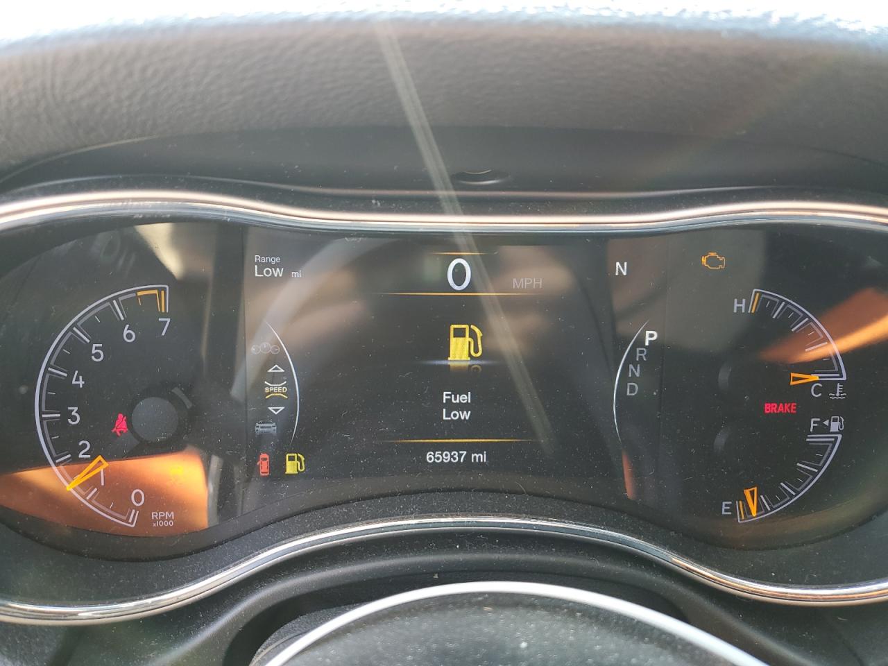 Jeep Grand Cherokee Laredo Image 9