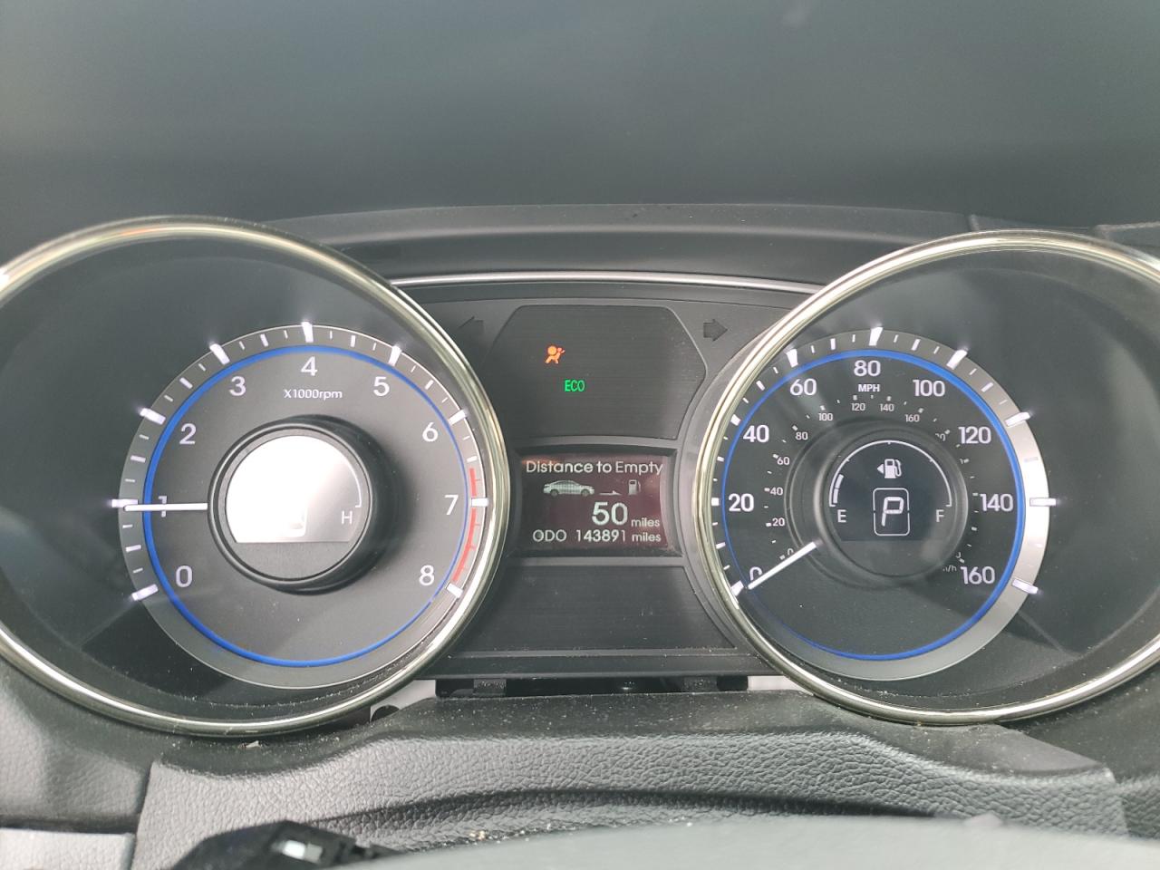 Hyundai SONATA Gls Image 7