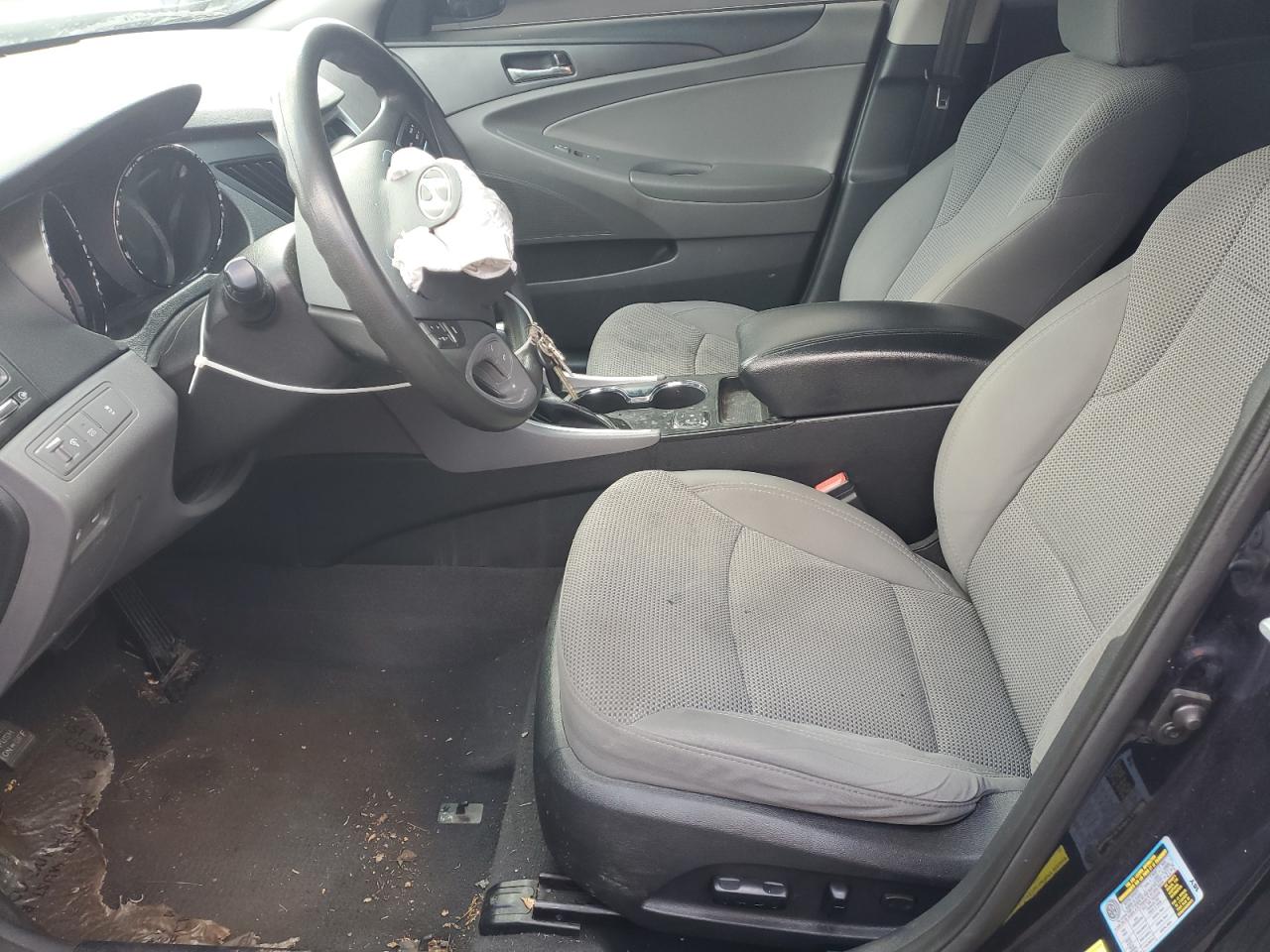 Hyundai SONATA Gls Image 11