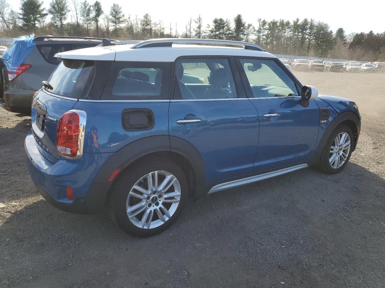 MINI Cooper Countryman Image 2