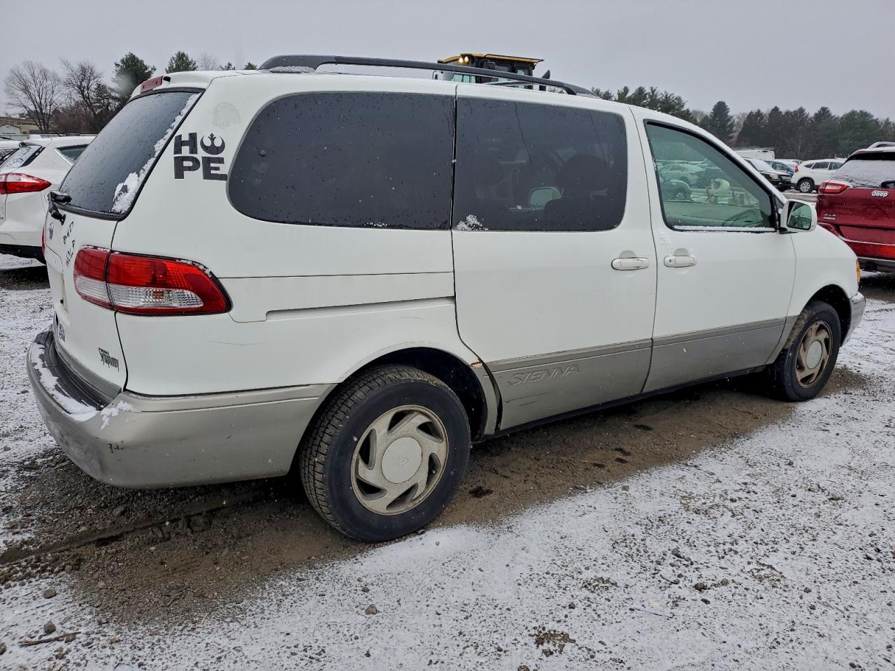 Toyota Sienna Le Image 13