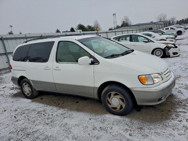 Toyota Sienna Le Image 3