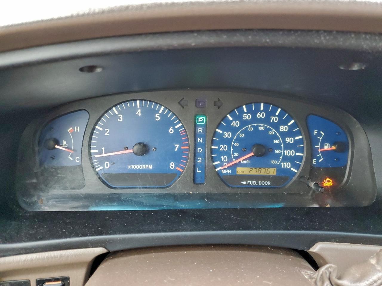 Toyota Sienna Le Image 10