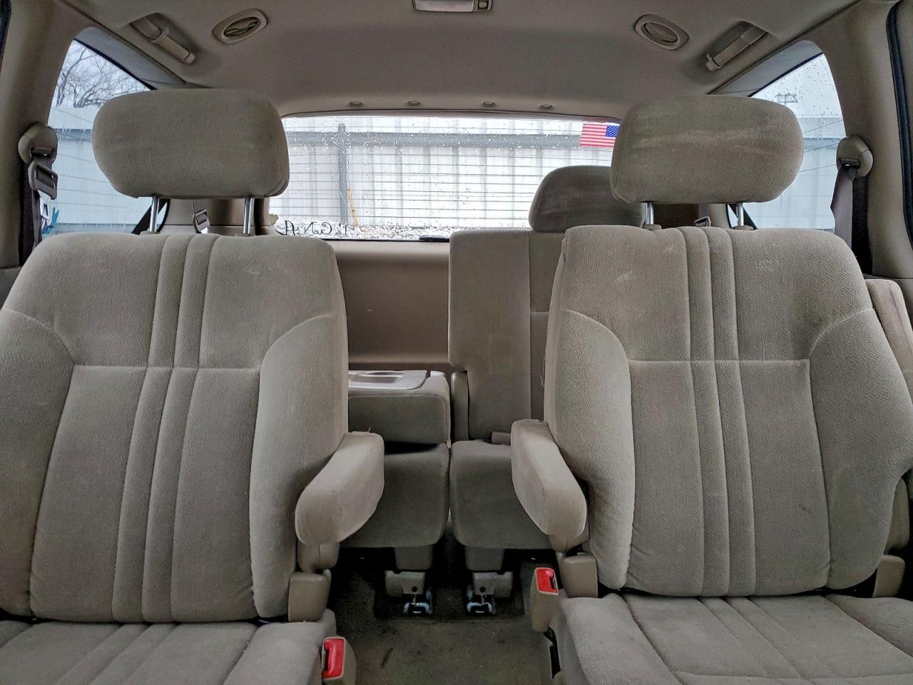 Toyota Sienna Le Image 6