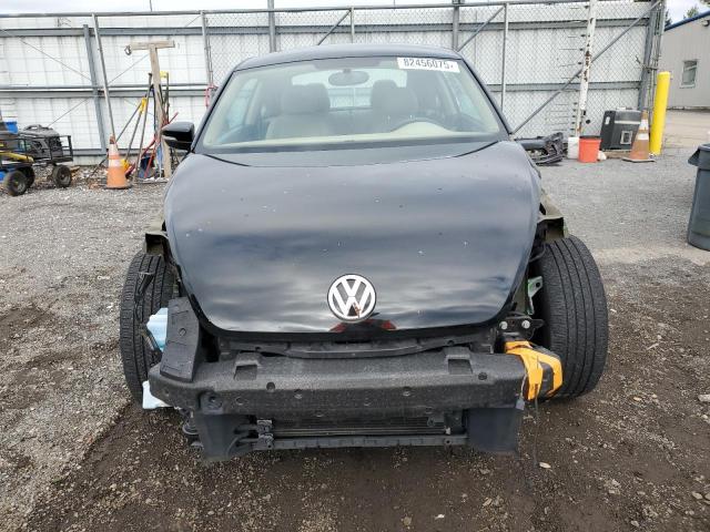 Volkswagen Beetle Image 3