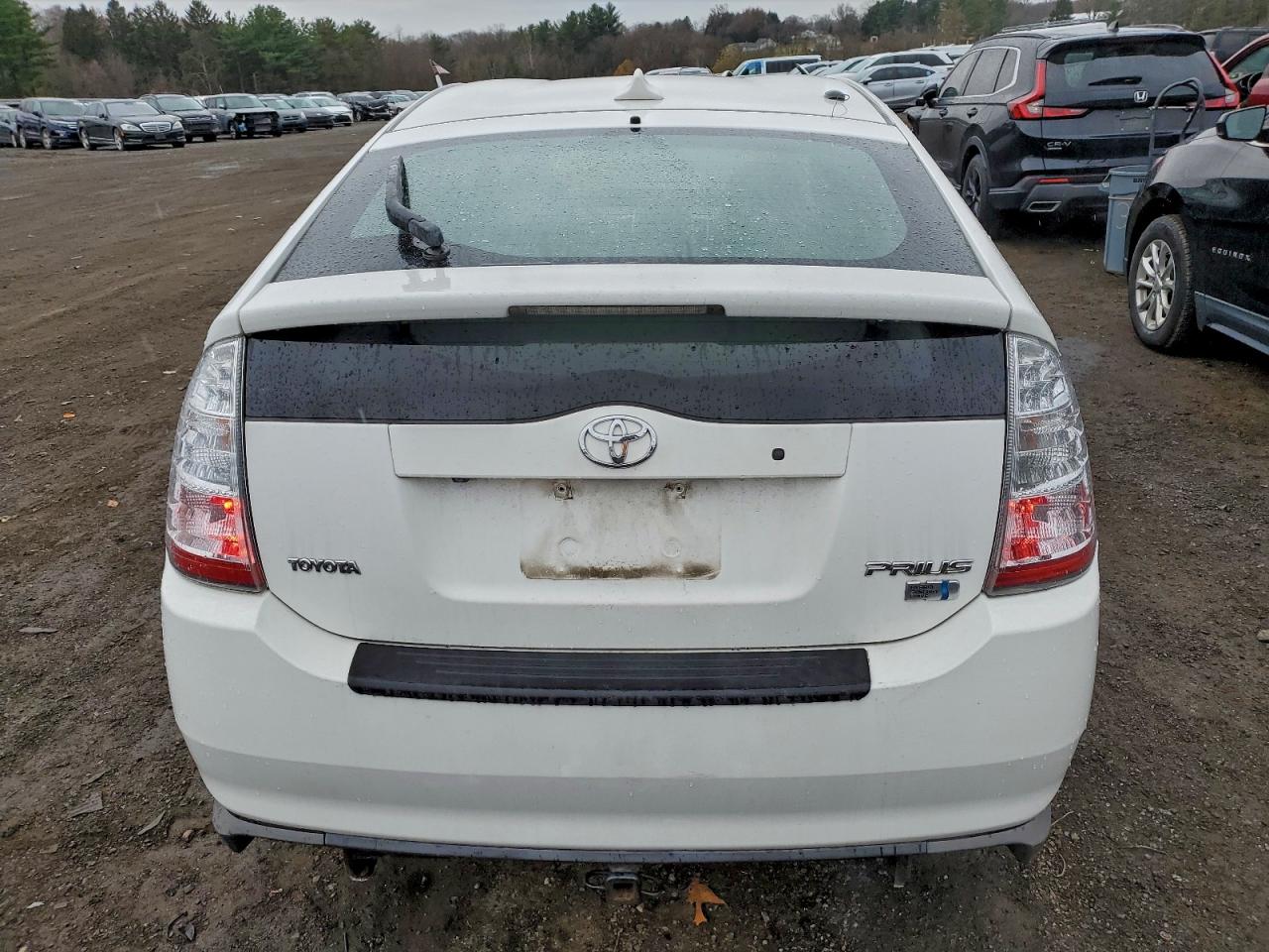 Toyota Prius Image 10