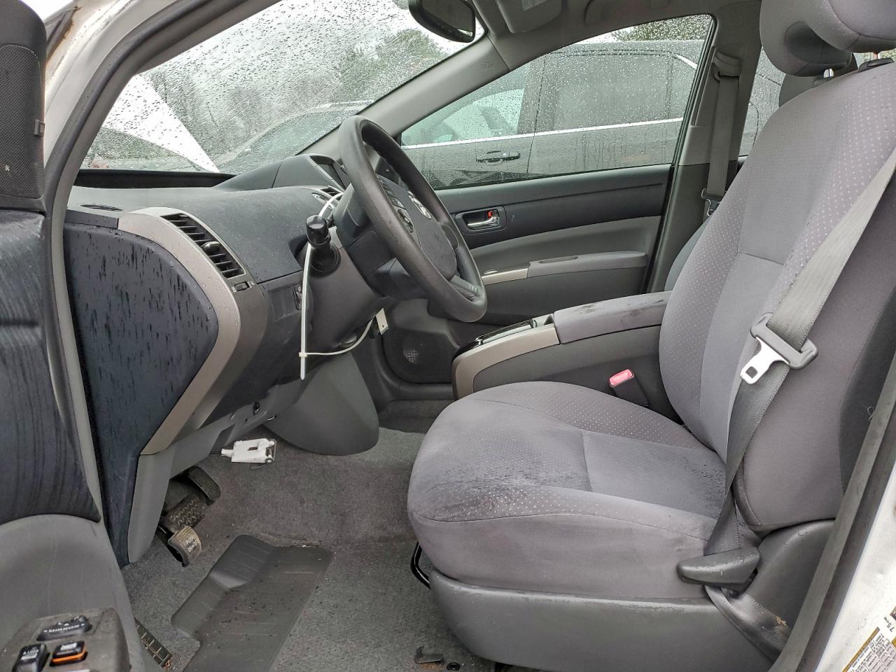 Toyota Prius Image 2