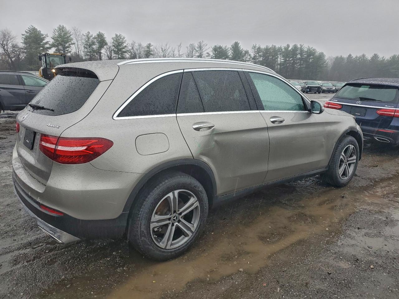 Mercedes-Benz GLC 300 4matic Image 3