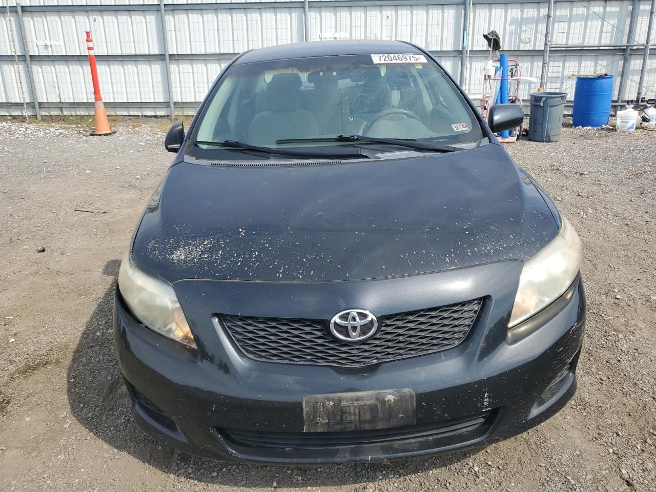 Toyota Corolla Base Image 9