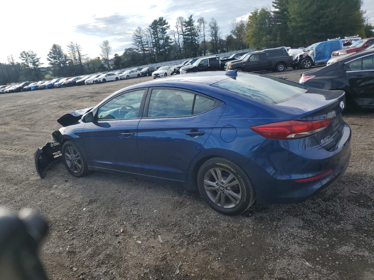 Hyundai ELANTRA Sel Image 6