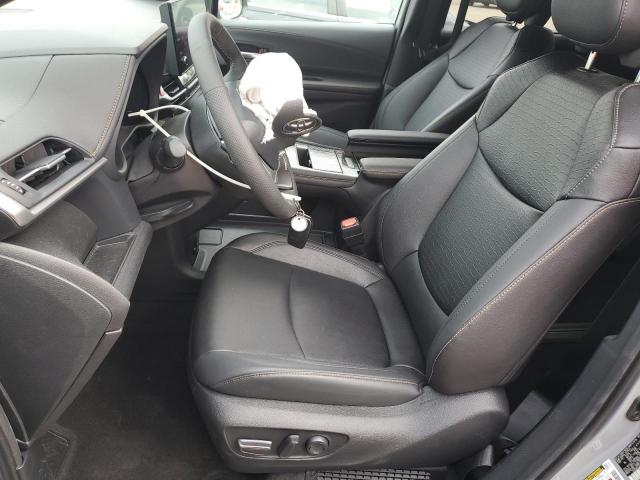 Toyota Sienna Xse Image 12