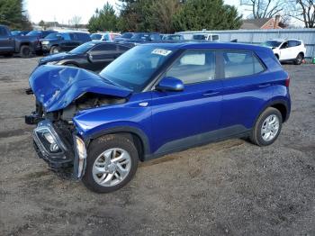  Salvage Hyundai VENUE