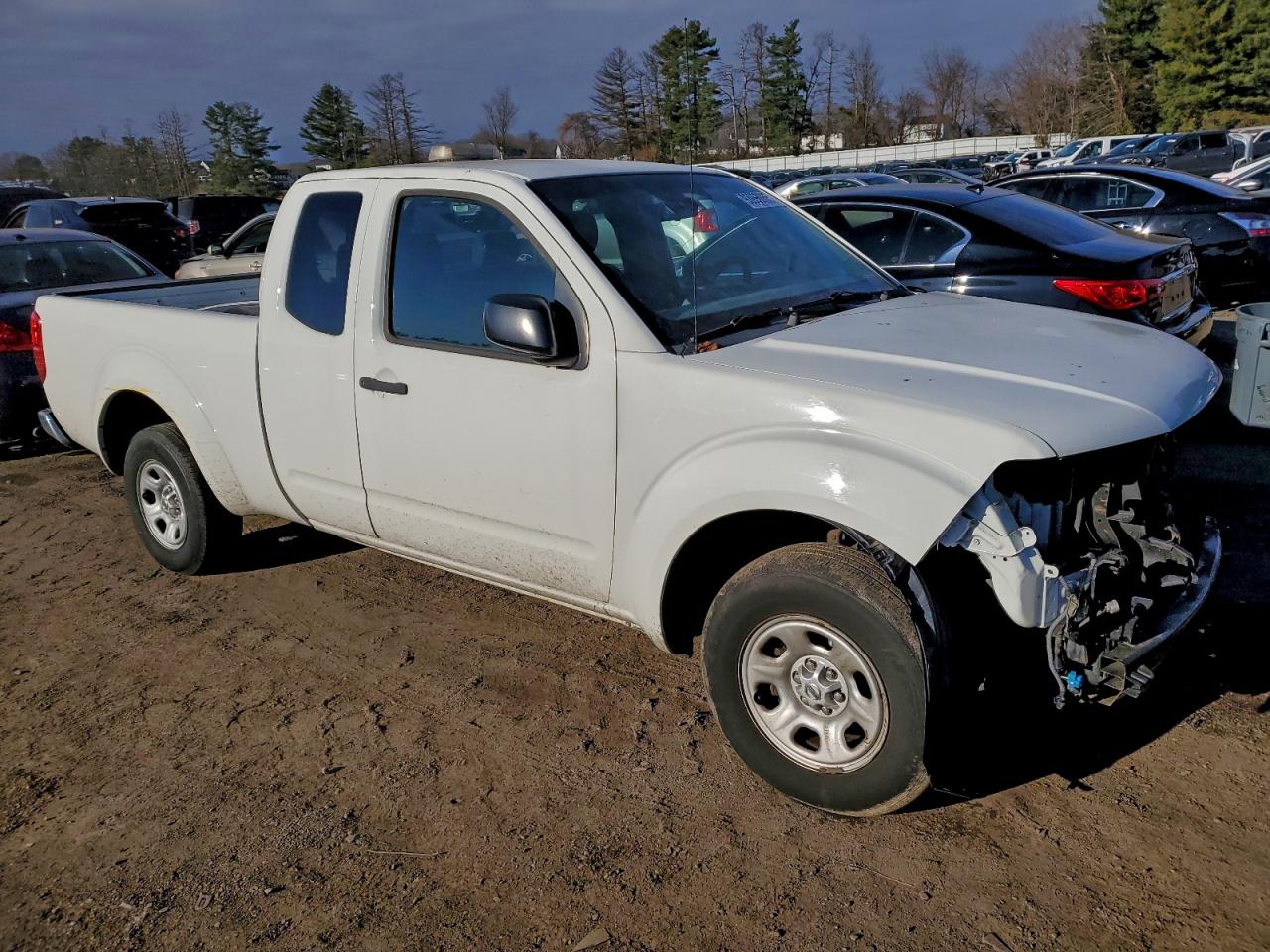 Nissan Frontier S Image 6