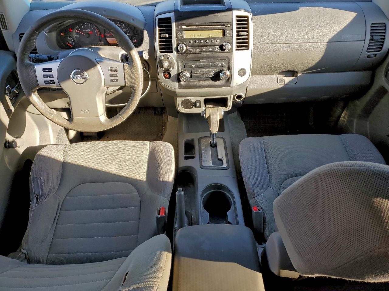 Nissan Frontier S Image 7