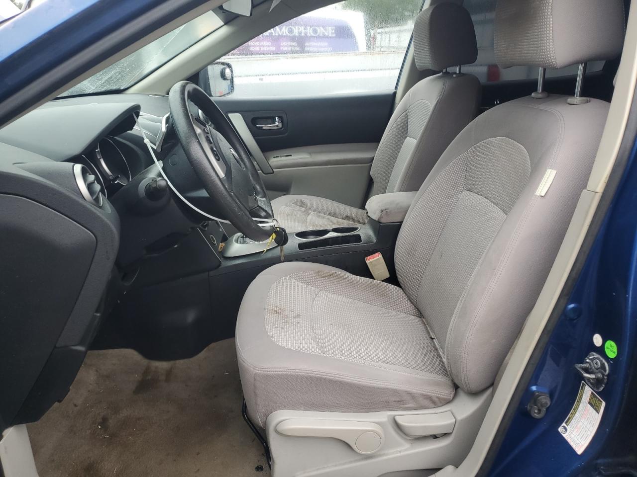 Nissan Rogue S Image 12