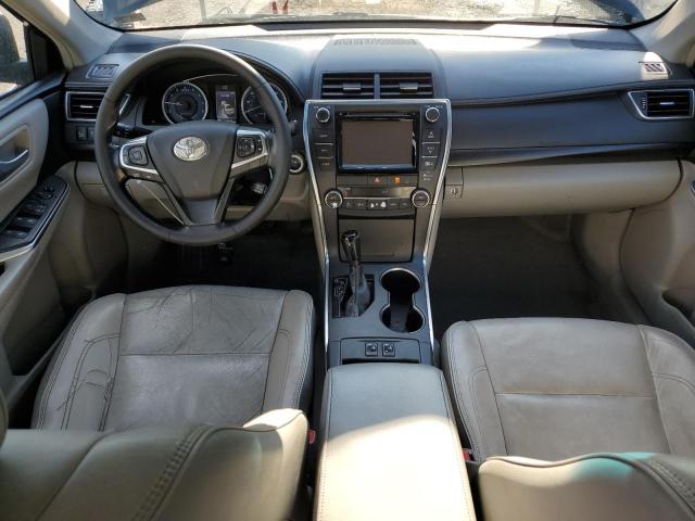 Toyota Camry Le Image 10