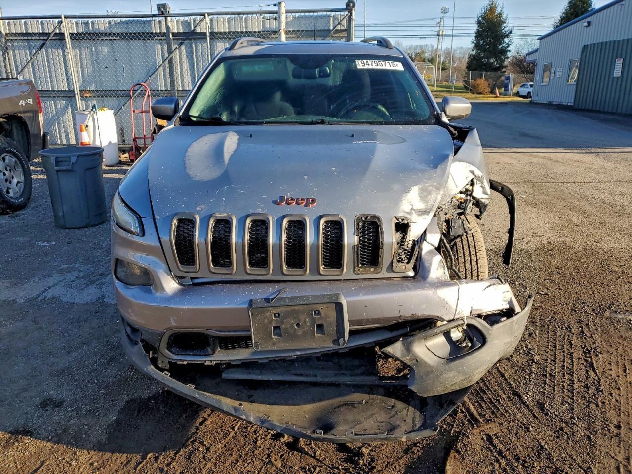 Jeep Grand Cherokee Latitude Image 5