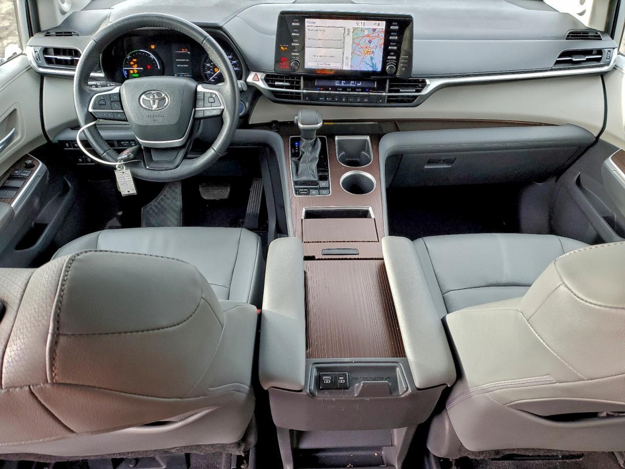 Toyota Sienna Xle Image 7