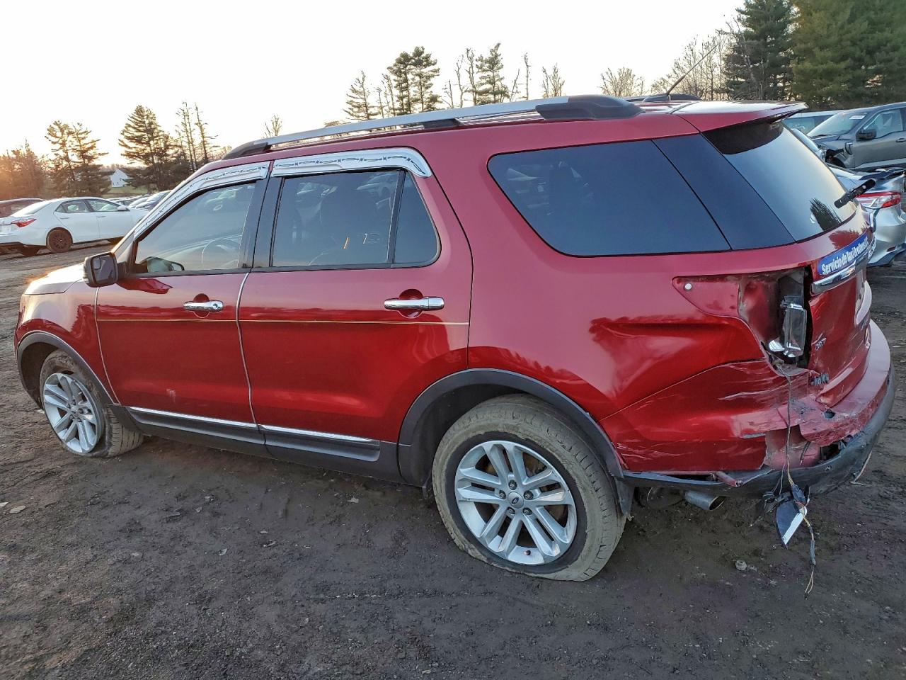 Ford Explorer Xlt Image 9