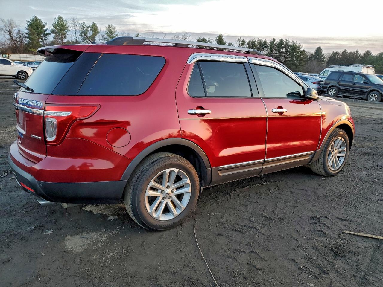 Ford Explorer Xlt Image 4