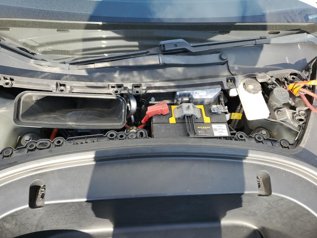 Tesla Model 3 Image 7