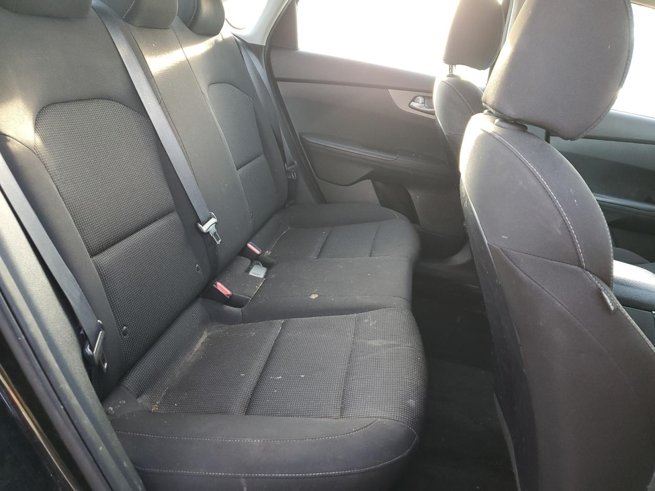 Kia Forte Fe Image 3