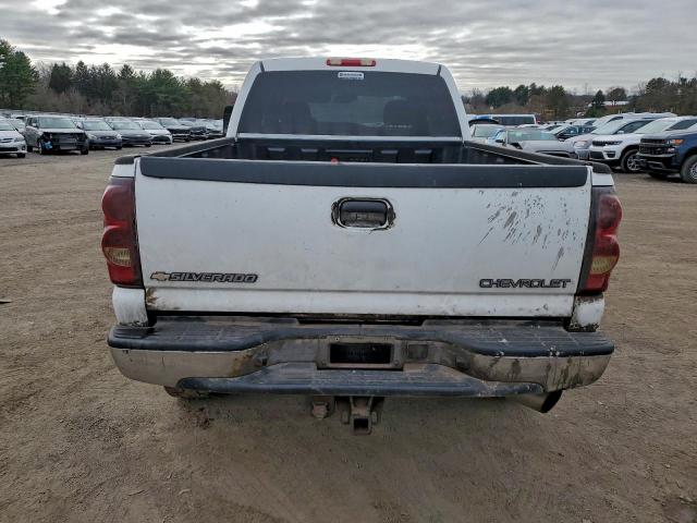 Chevrolet Silverado K2500 Heavy Duty Image 8