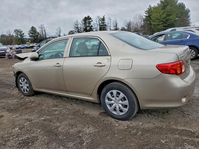 Toyota Corolla Base Image 10