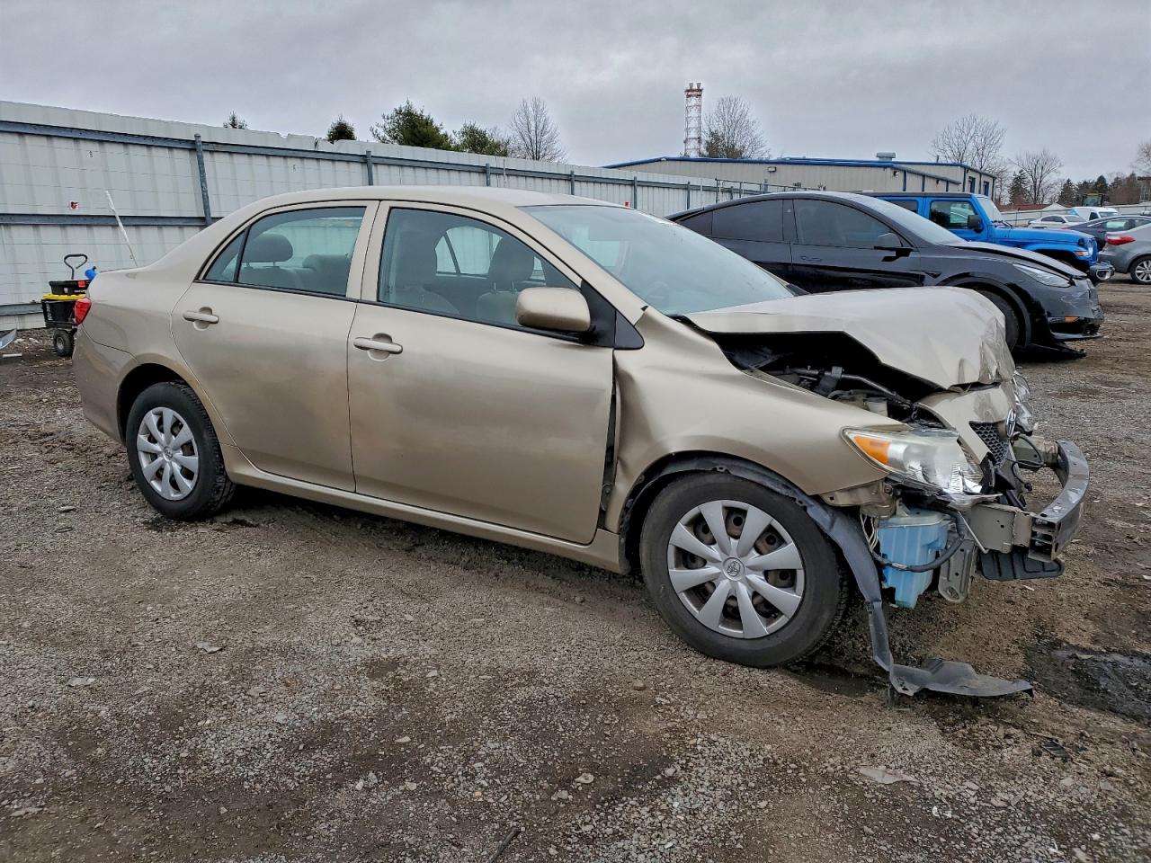 Toyota Corolla Base Image 12