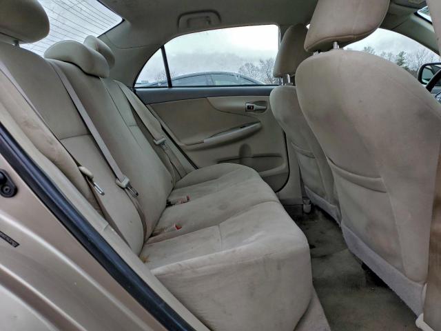 Toyota Corolla Base Image 4