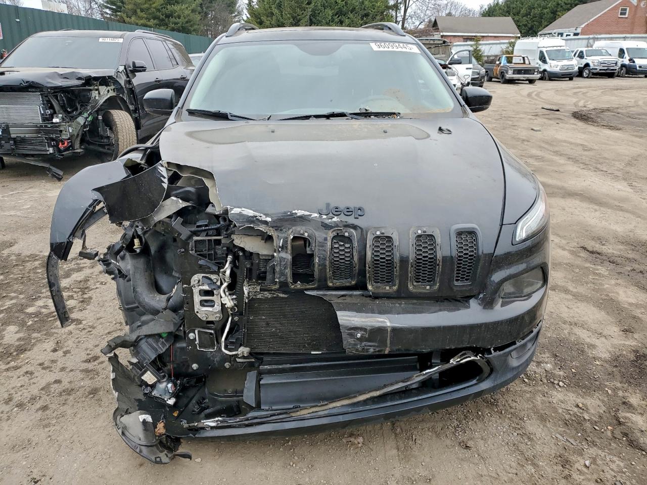 Jeep Grand Cherokee Limited Image 2