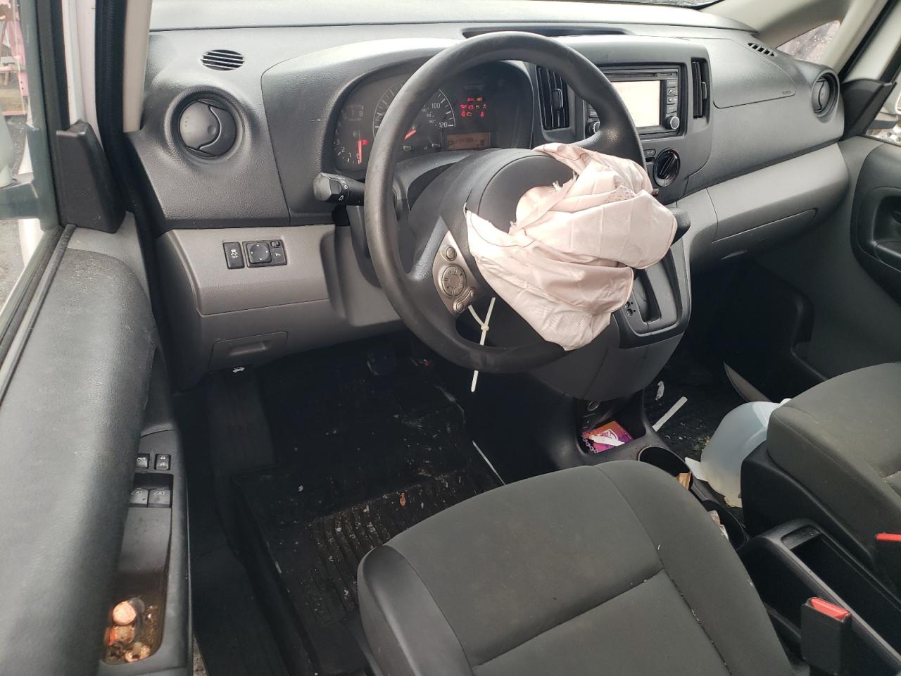 Nissan Nv 2.5s Image 5