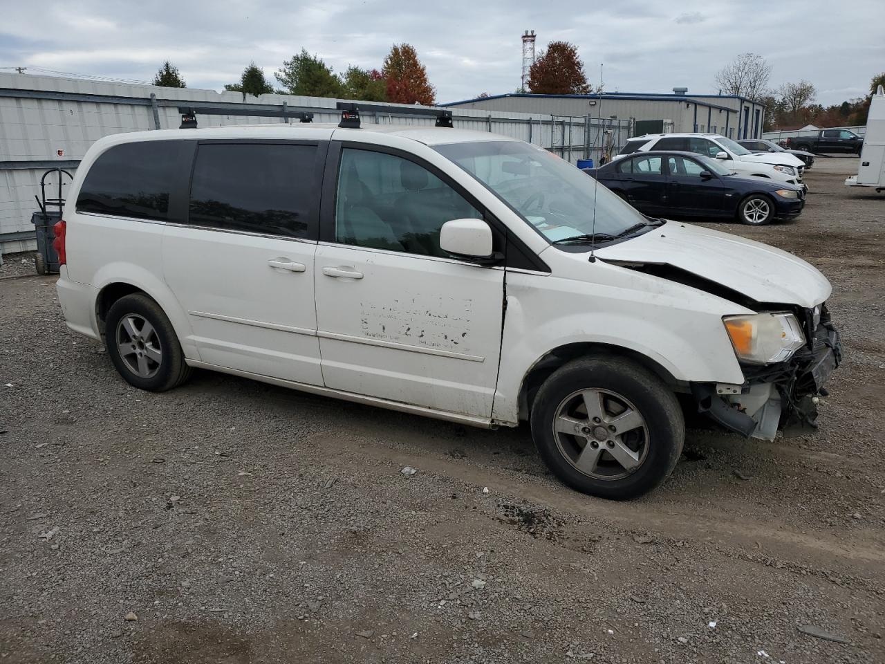 Dodge Caravan Crew Image 5