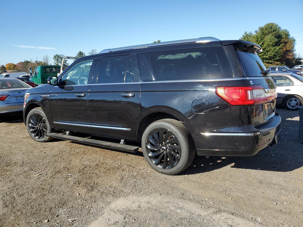Lincoln Navigator L Reserve Image 4